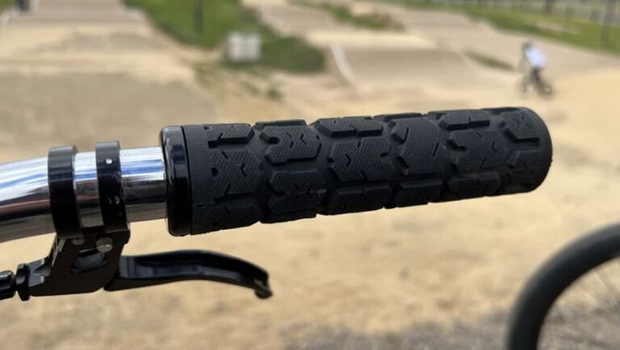 Грипси ODI Rogue v2.1 Lock-On MTB Closed End 135mm Gray