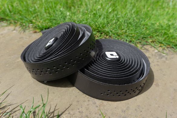Обмотка керма ODI 3.5mm Dual-Ply Performance Bar Tape - Black/White (черно-біла)